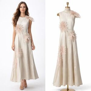 Raquel Couture Silk Evening Gown w/ 3D Floral Appliqué – Size 6